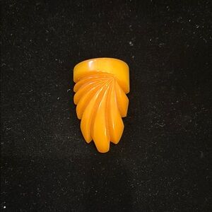 Vintage Carved Yellow  Bakelite Fur Clip